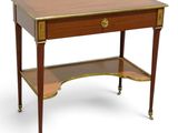 an image of a small table with a shelf on it
