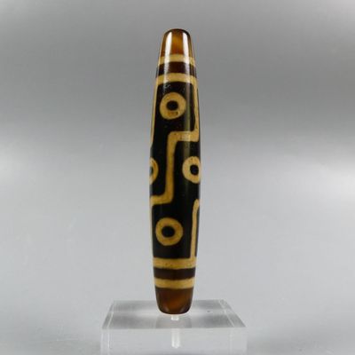 an image of a pen with a design on it