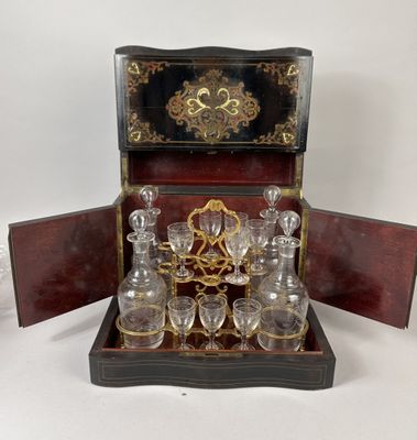 a box with a set of wine glasses in it