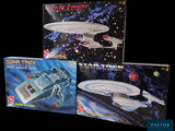 trois livres « Star Trek » exposés sur un fond noir