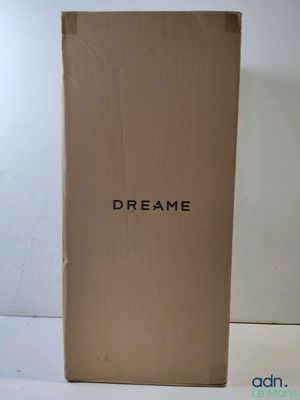 the box is empty and ready to be opened on the table