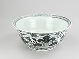 chinese blue and white bowl with floral decoration