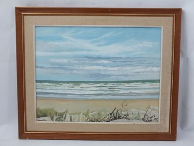 une peinture à l'huile représentant une scène de plage, dans un cadre