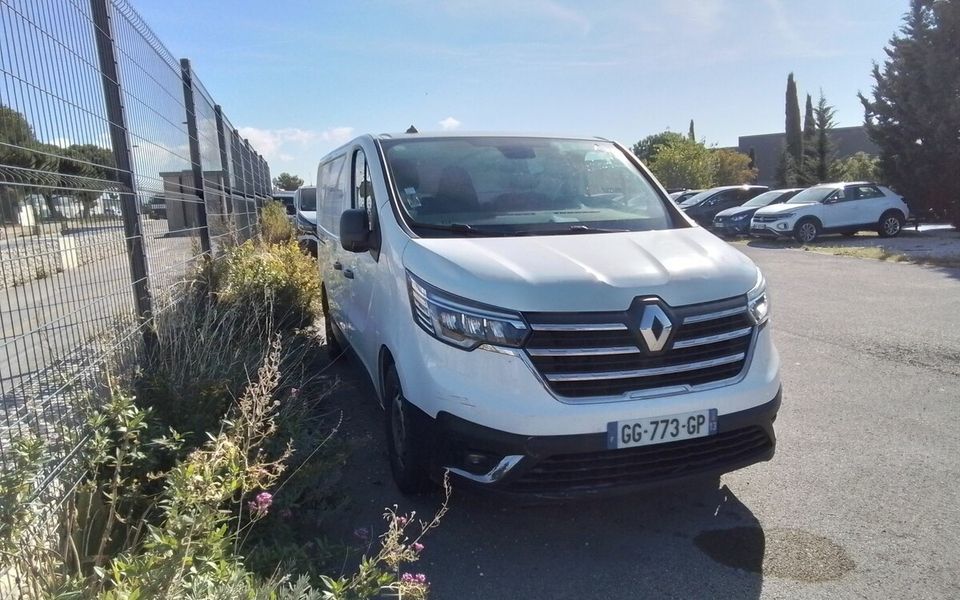RENAULT TRAFIC L1H1 DCI130 GRAND CONFORT.