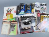un grand nombre de livres posés sur une table