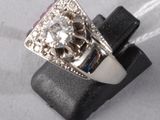 an image of a ring with a diamond on it