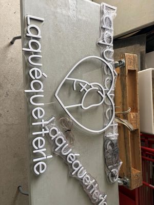 3 néons : à démonter proprement - Photo 1