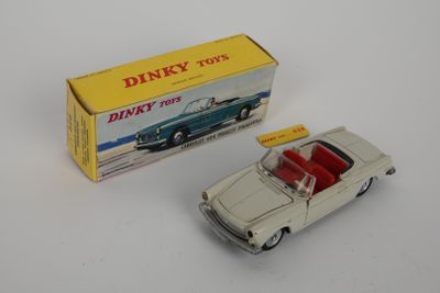 voiture miniature Dinky Toys en métal moulé sous pression avec sa boîte et sa boîte