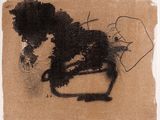 une image représentant un dessin en noir et blanc d'un cheval sur un morceau de papier brun