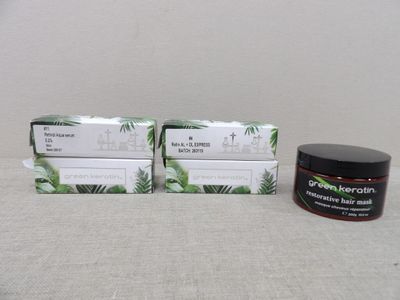 deux boîtes de crème au CBD et un pot de crème au CBD posés sur une table