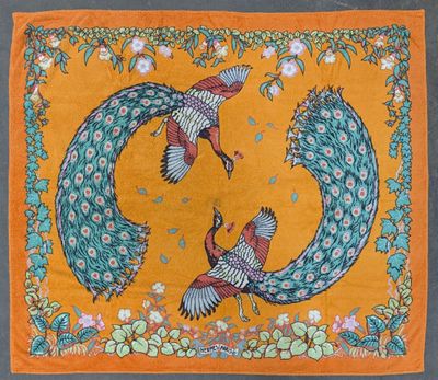 une image représentant deux oiseaux sur un fond jaune, avec des fleurs et des feuilles