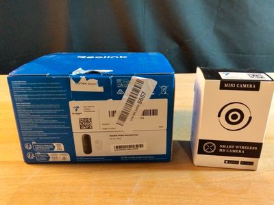Lot de deux produits composé d'un interphone REOLINK, et d'u…