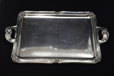 GALLIA, Plateau à décor de volutes en métal argenté. - Photo 1