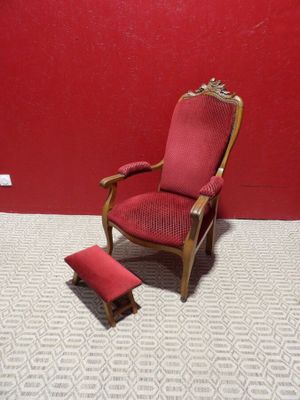 Lot comprenant 1 fauteuil Voltaire en bois mouluré sculpté r…