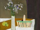 un tableau représentant des fleurs dans un vase et un panier posés sur une table