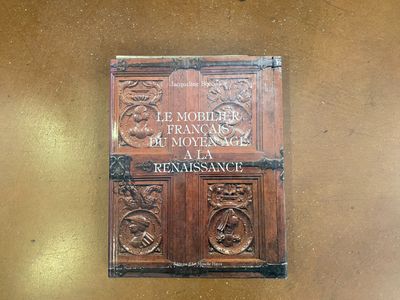a plaque on the wall of a building that reads le mouilier de moyenneuse