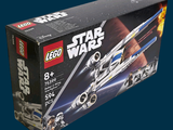 une boîte contenant des sets Lego Star Wars sur fond bleu
