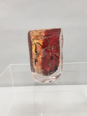 LUZARO Michèle (née en 1949) : Vase en verre soufflé avec in…