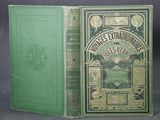 la couverture et la quatrième de couverture d'un livre vert sur lequel figure l'image d'un éléphant