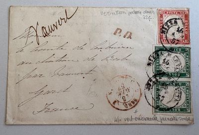 une vieille carte postale sur laquelle figure la photo d'un homme