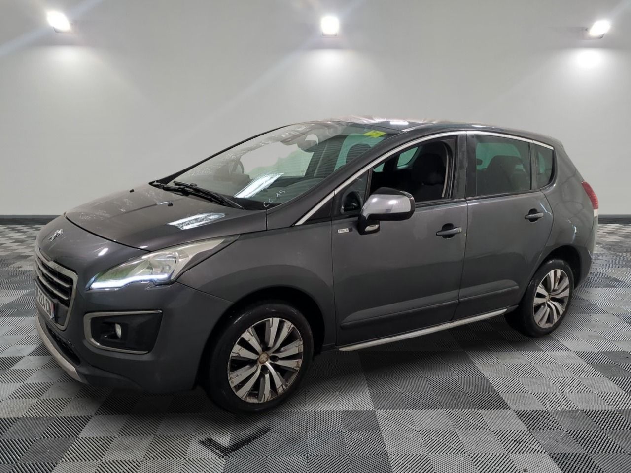 PEUGEOT - 3008 1.6 BLUEHDI 120CH SS BVM6 STYLE - GO - Mise e…
