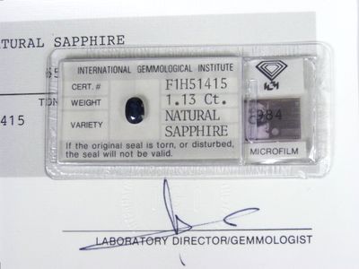 Saphir bleu ovale 1.13 ct 7.10x5.