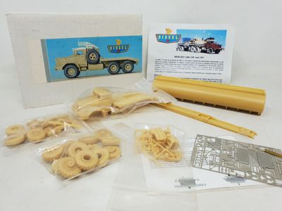 DIESEL 87 (résine, kit artisanal au 1/87ème), camion saharie…