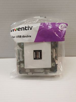 a picture of a white and purple charger in a plastic bag