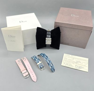 Christian DIOR Montre-bracelet de dame, modèle « Malice ».