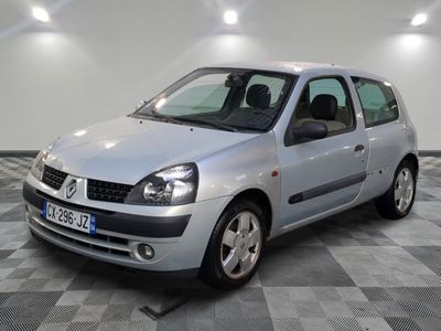 RENAULT - CLIO 1.4I 16V - ES - Mise en service: 07/11/2002