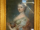 un vieux tableau représentant une femme tenant une fleur, dans un cadre doré