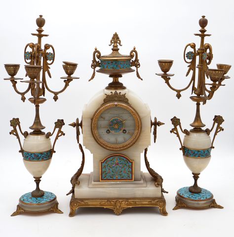 SERVANT à Paris - Garniture de cheminée de style Napoléon III en ...
