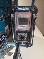 Ponceuse à bandes Makita 94 04J filaire + radio de chantier …