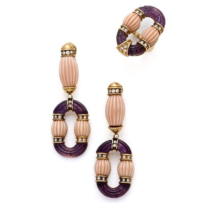 Demi-parure en or 18k (750e), comprenant une paire de pendan…