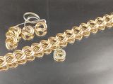 Ensemble bracelet et boucles d'oreilles plaqués or