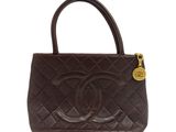 sac cabas Chanel en cuir matelassé marron