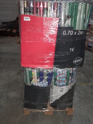 1 Lot DE Papier Cadeaux Divers