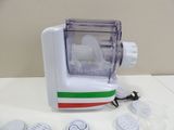 a small blender that is sitting on a table