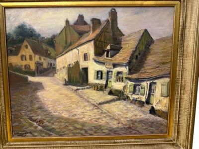 une peinture représentant une rue d'un village avec des bâtiments