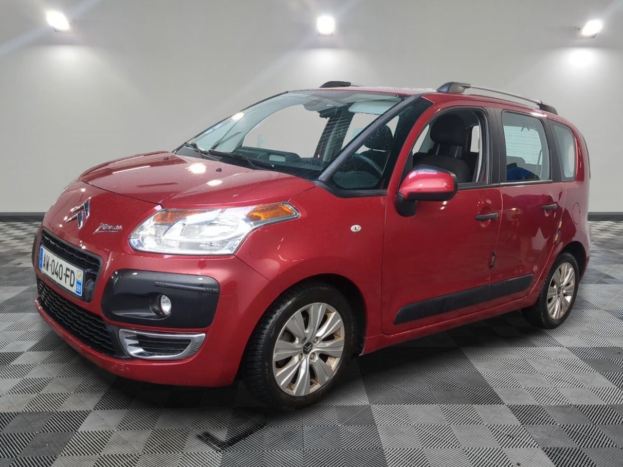 CITROEN - C3 PICASSO HDI 90 AIRDREAM MILLENIUM - GO - Mise en service: 02/07/2010 - Vente exclusivement réservée aux ...