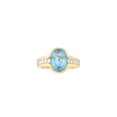 Bague ovale en topaze bleue et diamants