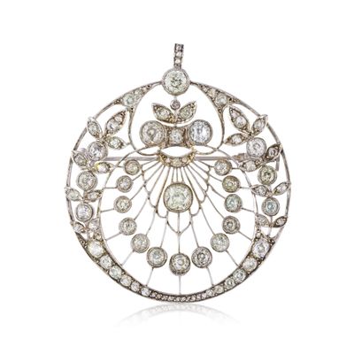 une broche-pendentif ancienne sertie de diamants