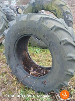UN PNEU GOODYEAR DT 812 480/70/28 - Photo 1
