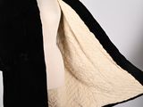 black and white coat on mannequin mannequin mannequin mannequin mannequin mannequin mannequin mannequin mannequin