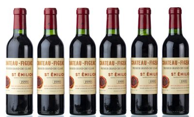 six bouteilles de vin sont alignées dans une rangée