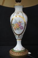 LIMOGES - lampe de table en porcelaine avec montures en bron… (photo 2)