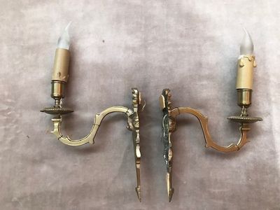 paire d'appliques murales anciennes en laiton