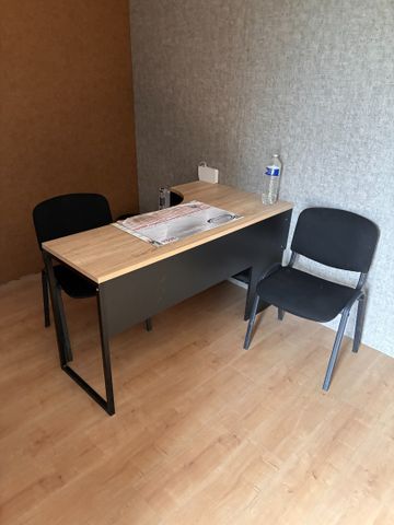 Mobilier de bureau : bureau métal et bois moderne, table de trava...