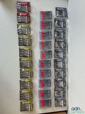 Lot de 30 pochettes de têtes plombées pour la pêche, de diff…