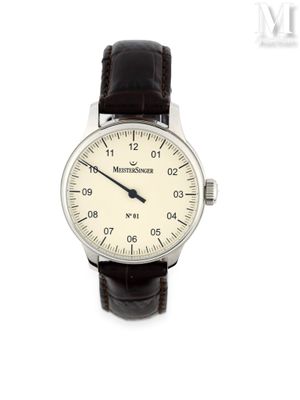 une image d'un gros plan d'une montre-bracelet sur un fond blanc
